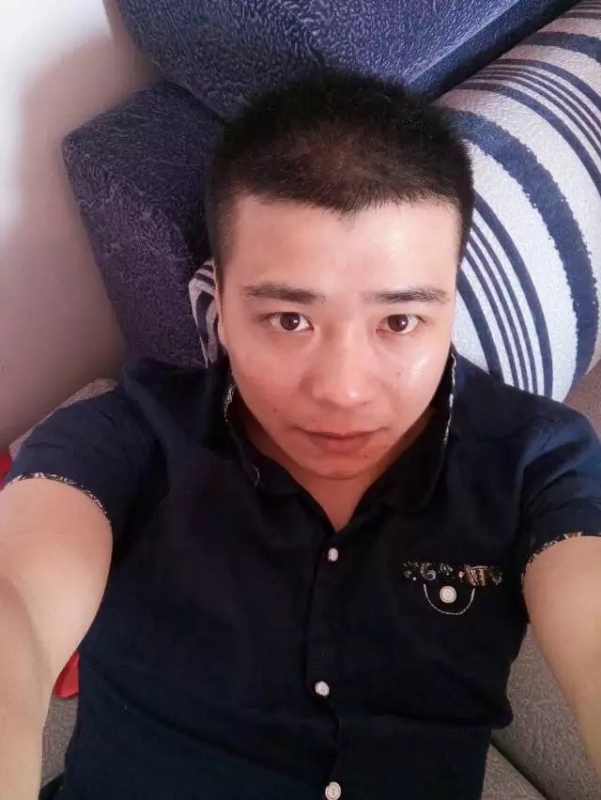 漫步的面包的第一张照片--浙江父母相亲团