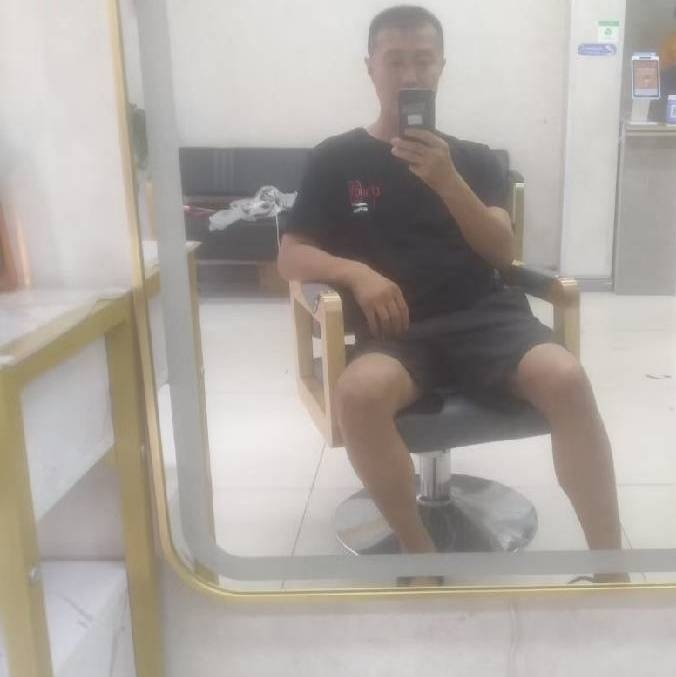闫杰的第一张照片--浙江父母相亲团